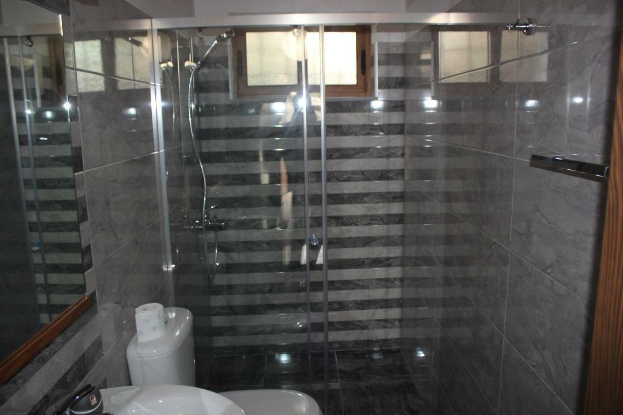 Guesthouse Arjan Берат Экстерьер фото